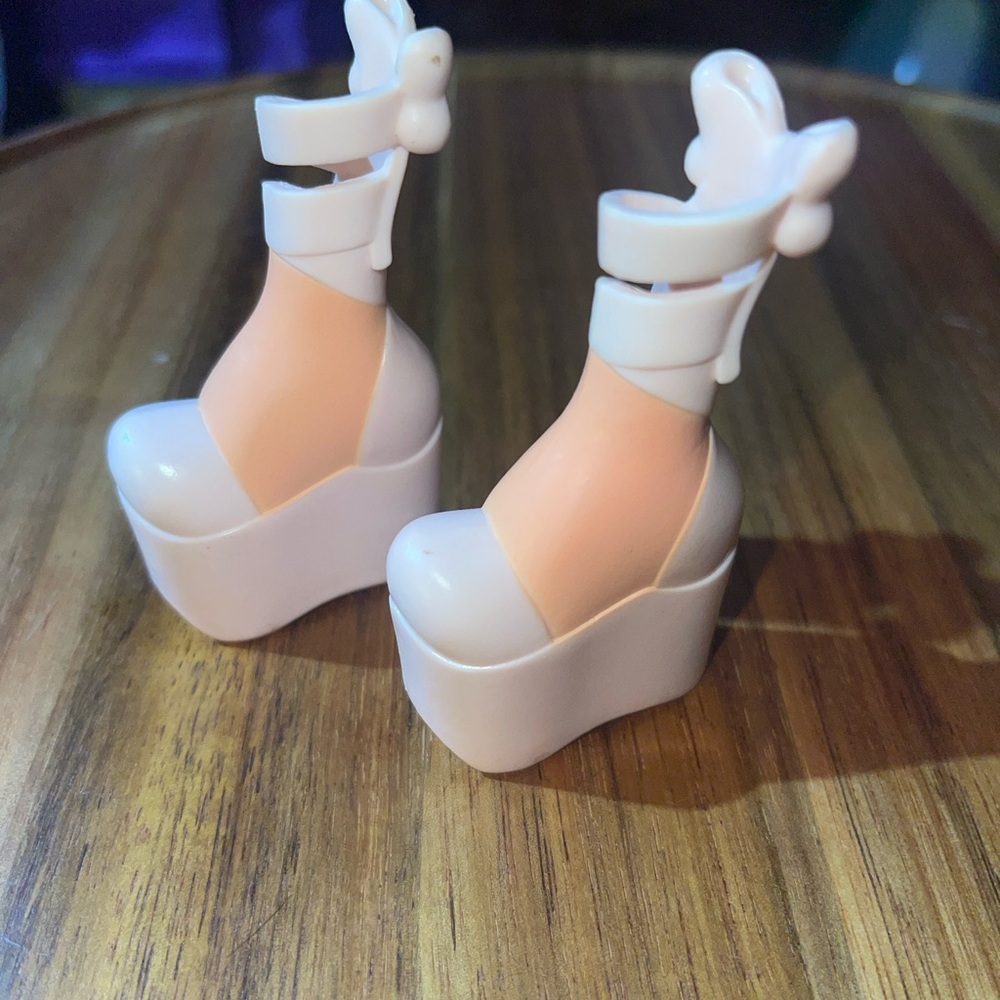 Vtg Ballerina Bratz Shoes